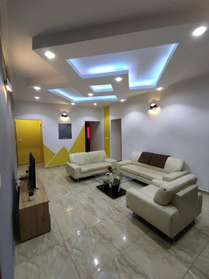 Hotel Appart B4U - Etoudi Yaoundé Extérieur photo