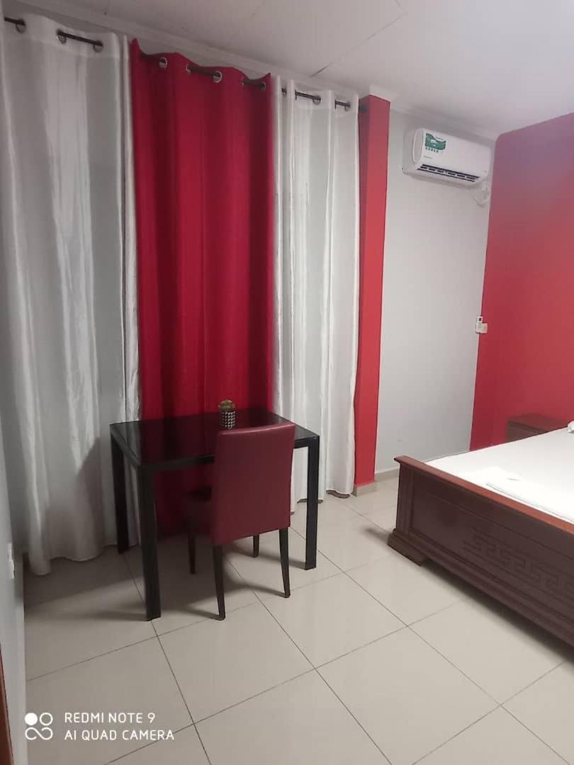 Hotel Appart B4U - Etoudi Yaoundé Extérieur photo