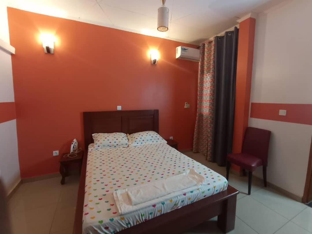 Hotel Appart B4U - Etoudi Yaoundé Extérieur photo