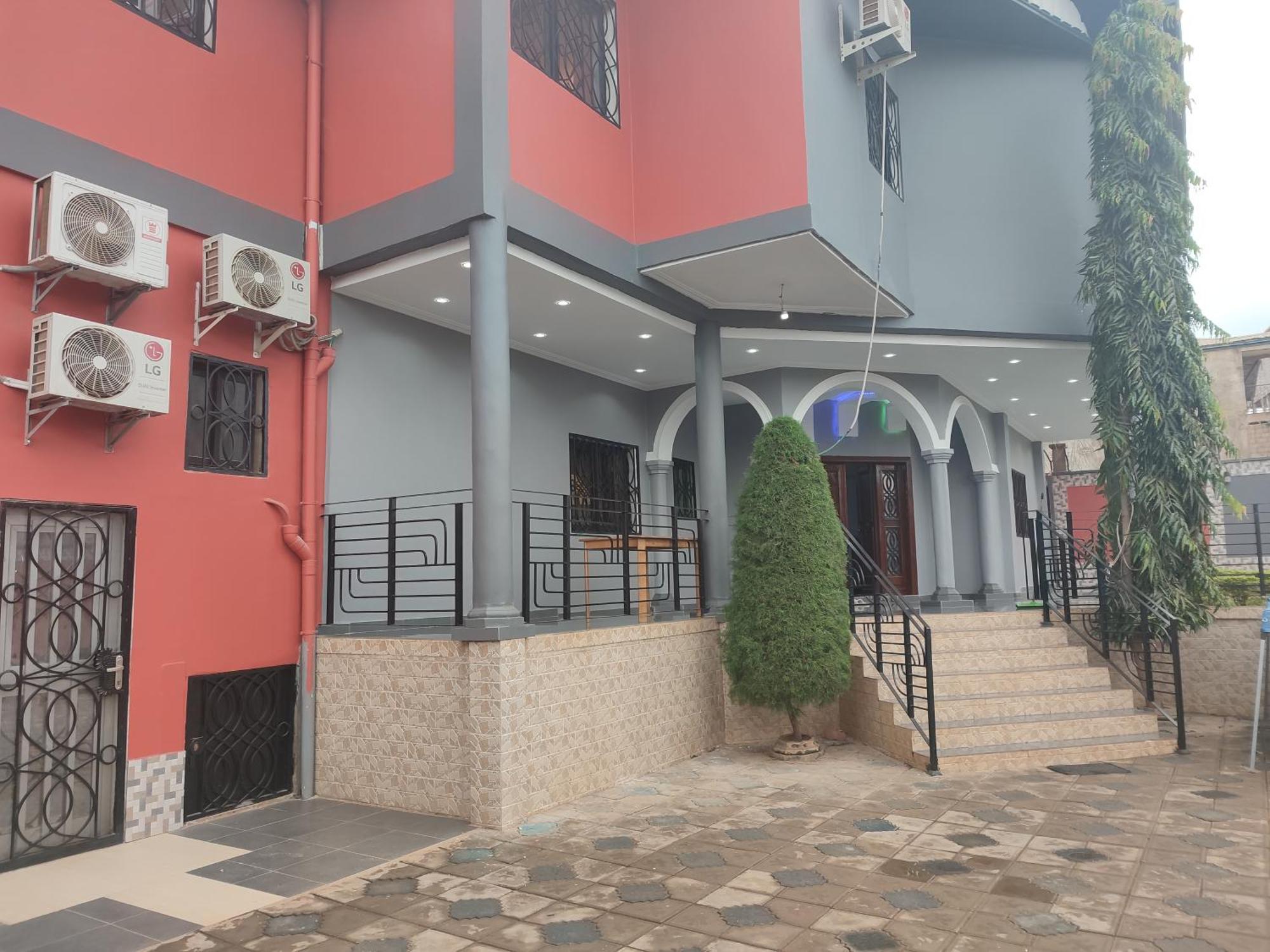 Hotel Appart B4U - Etoudi Yaoundé Extérieur photo